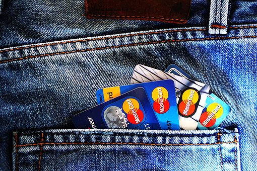 Karta kredytowa – czy warto?